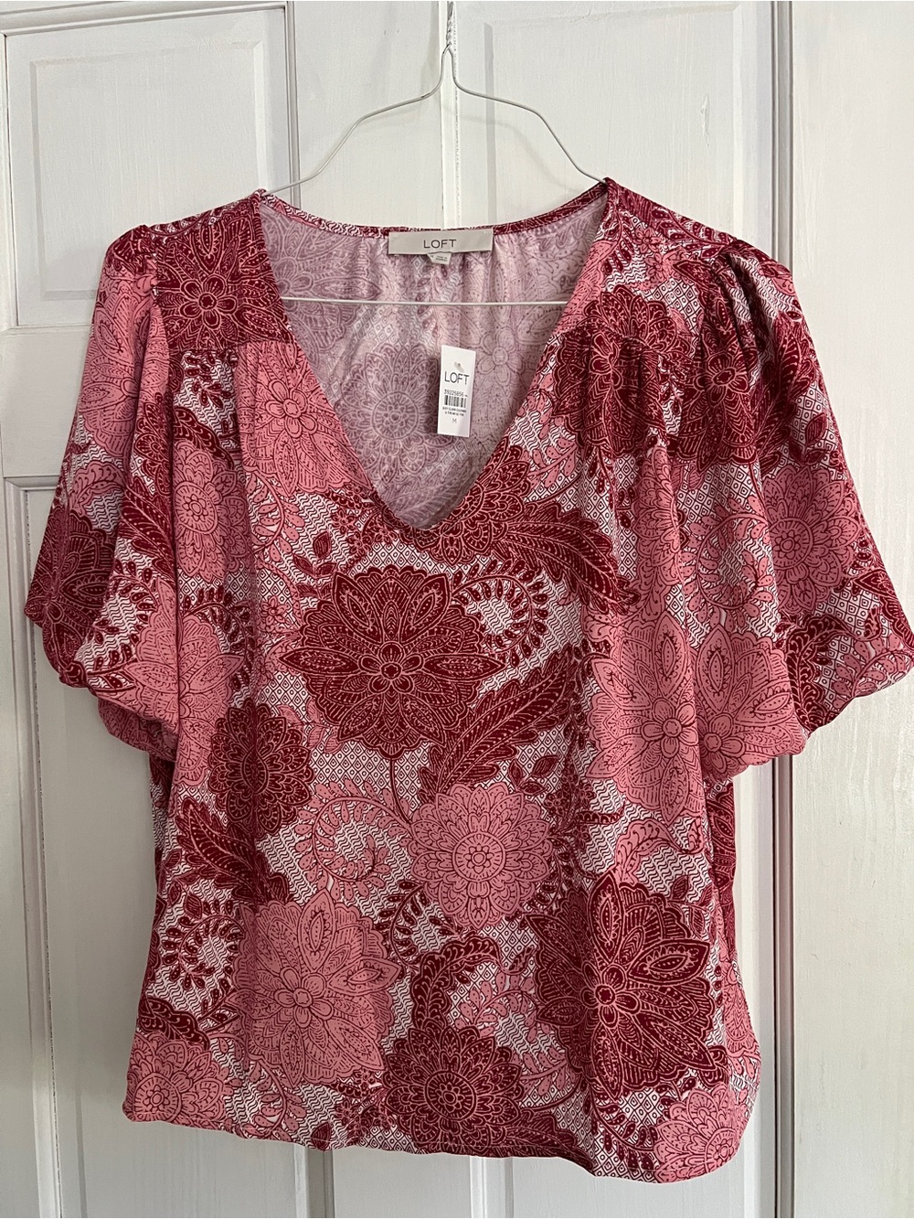 LOFT Rose and Burgundy Floral V-Neck Balloon Sleeve Blouse